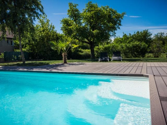 Bienvenue sur le site de SAV Piscines à Solliès-Pont près de Le Pradet